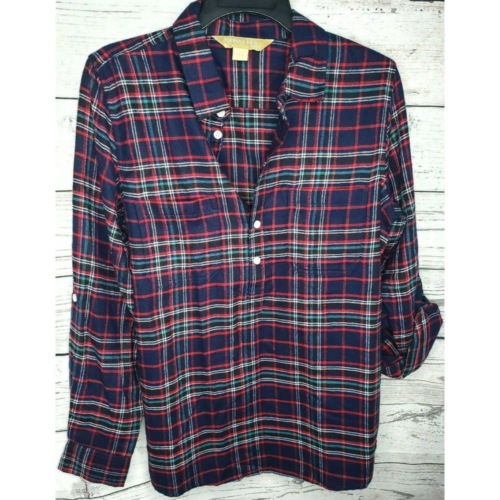 Roebuck & Co Woman Medium Button Long Sleeve Shirt